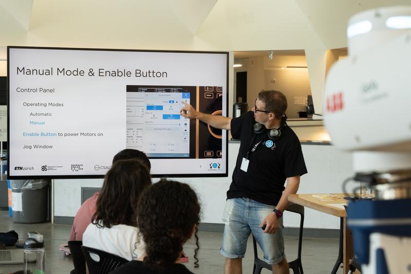 Collaboration Between Design and Automated Fabrication